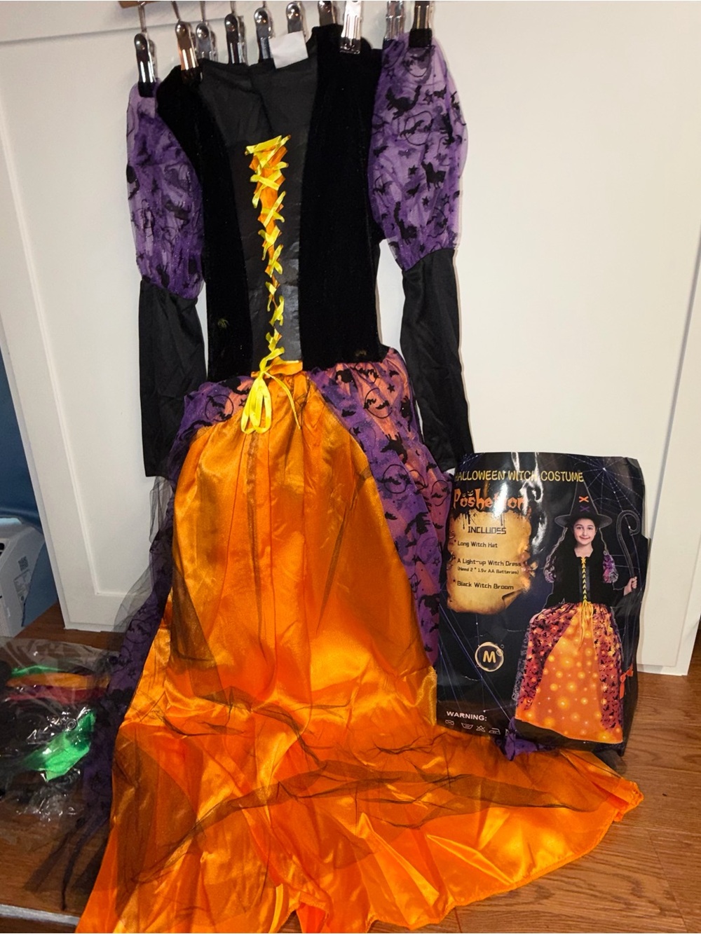 Girls Halloween Witch Costume Dress w/ hat & broom Orange  Purple Light Up NIP M